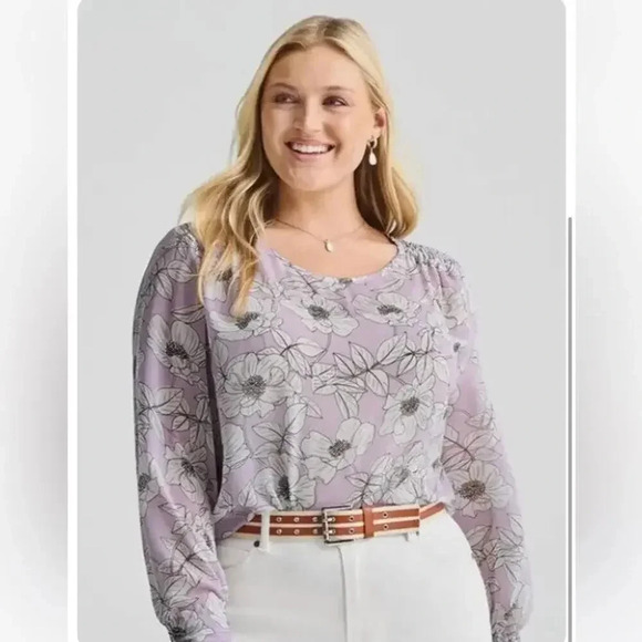 NWT CAbi Women's Discreet Floral Spring 2023 Collection Poppy Blouse Size L - Picture 1 of 9